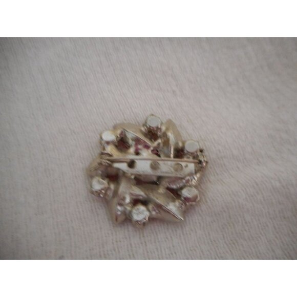 Vintage Estate Costume Brooch Pin Red Silver - Picture 2 of 2